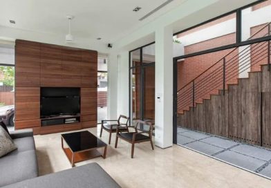 Bán Nhà Lạc Long Quân Đường Ô Tô Thông, Sân Vườn, 29 Tỷ