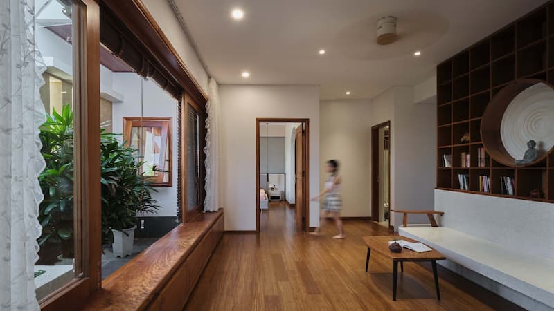 Bán Nhà Trịnh Công Sơn Ngõ Rộng Thênh Thang, Lô Góc, Hàng Xóm Đại Gia, 100m2, 29 Tỷ