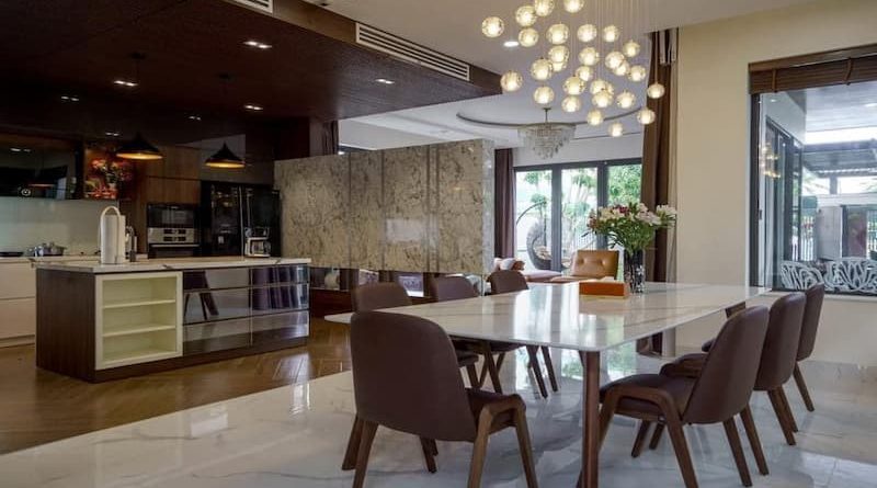 Bán nhà Lạc Long Quân khu phân lô 80m2
