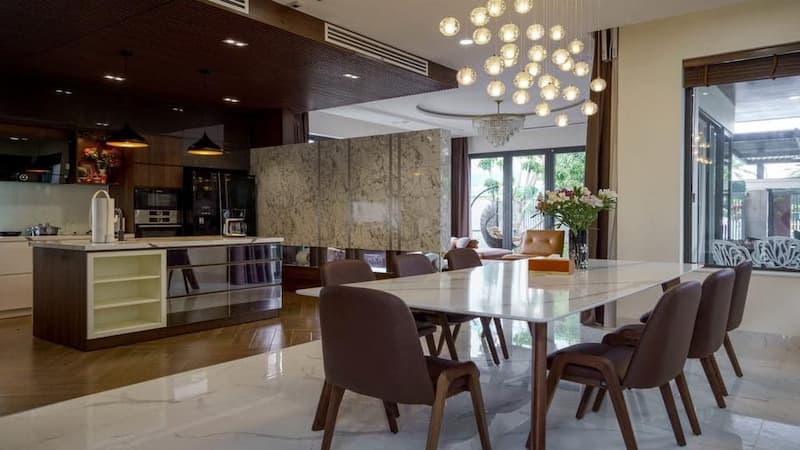 Bán nhà Lạc Long Quân khu phân lô 80m2