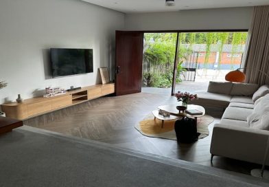 Bán nhà ngõ 175 Lạc Long Quân Hà Nội