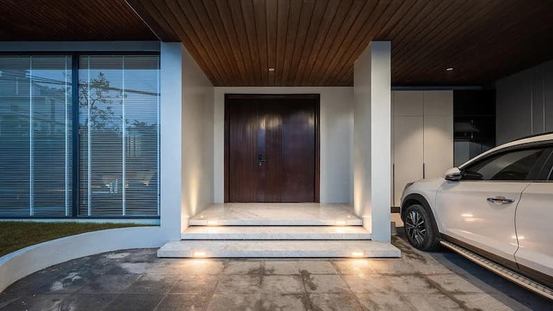 Bán Nhà Ngõ 612 Lạc Long Quân Tây Hồ 80m2, 34 tỷ