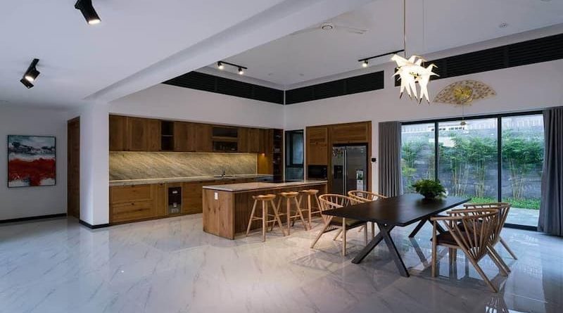 Bán nhà Nhật Chiêu ngõ ô tô thông 120m2, 45 tỷ