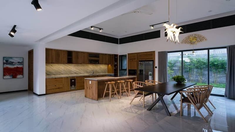 Bán nhà Nhật Chiêu ngõ ô tô thông 120m2, 45 tỷ
