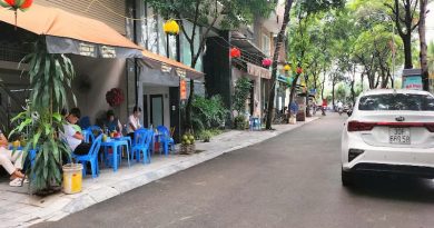 Bán Nhà Ngõ 35 Trịnh Công Sơn 10m ra ô tô