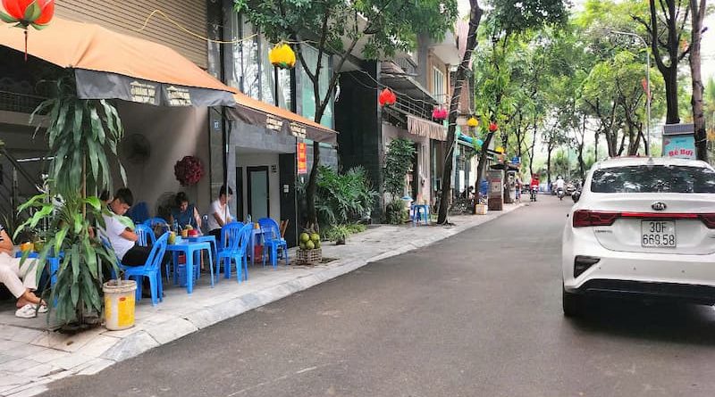 Bán Nhà Ngõ 35 Trịnh Công Sơn 10m ra ô tô