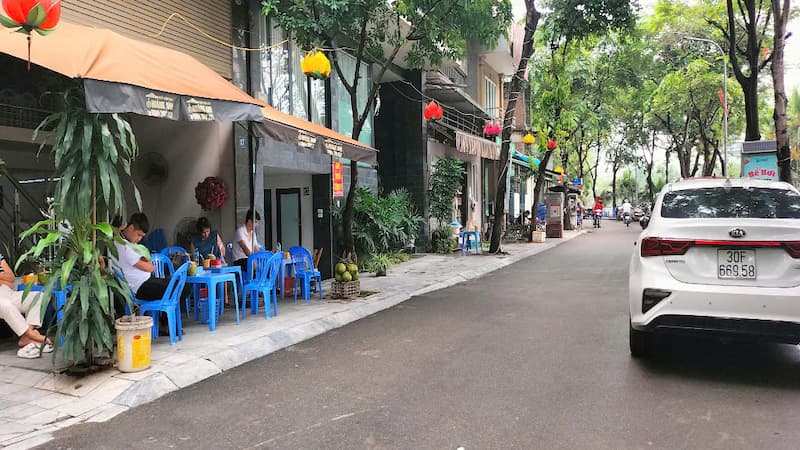 Bán Nhà Ngõ 35 Trịnh Công Sơn 10m ra ô tô