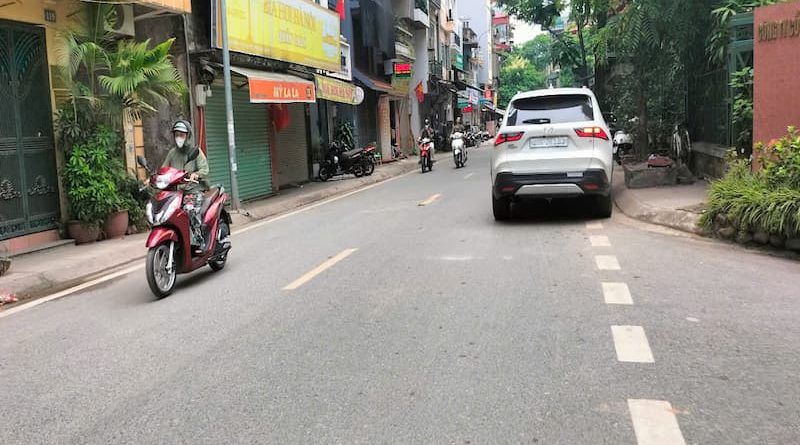 Bán Nhà 38 Xuân La ngõ ô tô