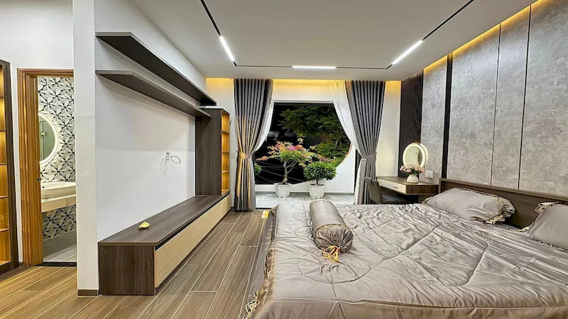 bán nhà ngõ 35 phố Trịnh Công Sơn phòng ngủ thoáng sáng