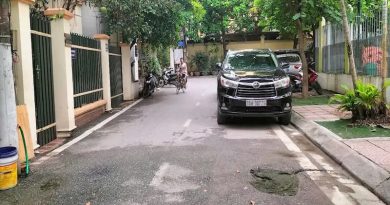 bán nhà 659 Lạc Long Quân ngõ ô tô