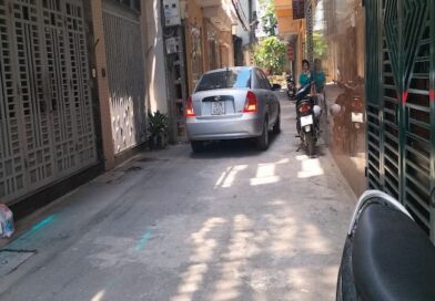 bán nhà ngõ 34 Xuân La ngõ ô tô thông