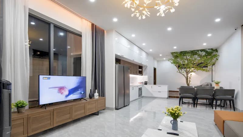 Bán Nhà Mới Phố Nhật Chiêu Tây Hồ phòng ngủ lớn