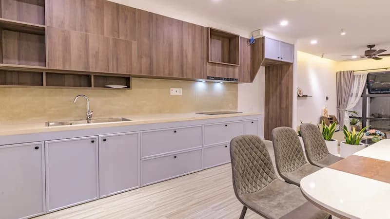 Bán Nhà Mới 10 Phố Phúc Hoa bếp rộng