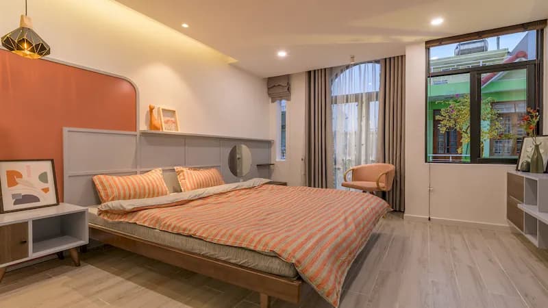 Bán Nhà Mới 10 Phố Phúc Hoa phòng ngủ đẹp, có ban công