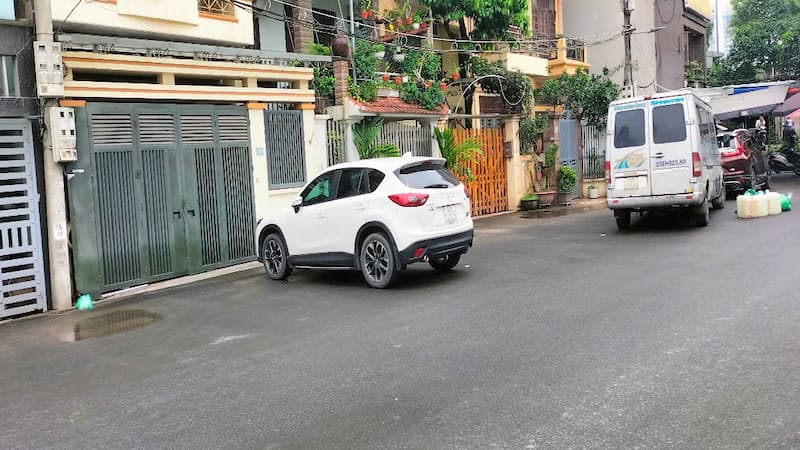 bán nhà ngõ 94 Phú Thượng ngõ ô tô