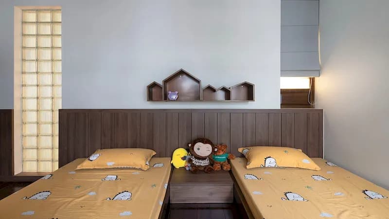 bán nhà mới ngõ 121 An Dương Vương có phòng ngủ cho trẻ em