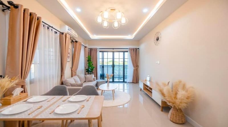Bán nhà ngõ 6 phố Trịnh Công Sơn phòng khách tầng 2 nhìn ra công viên